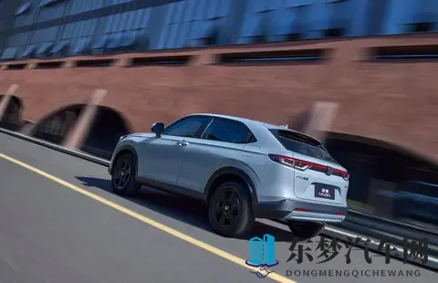 最低898万元起！三款热门新车同日上市 谁会成为爆款？-2