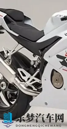 张雪500RR 新手能选吗 答案很明确 分情况冲