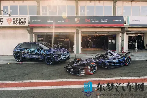 大尺度直播平台：尺度突破网络直播平台，内容敏感请谨慎观看