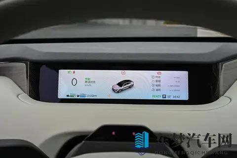 星纪元ES 2025款 增程版 Ultra四驱旗舰的均衡体验-2