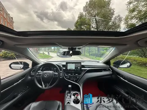 12万多拿下准新丰田凯美瑞，家用代步好选择！-2