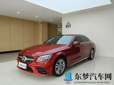 15万内拿下红色奔驰C级,2021年一手准新车,都市丽人的优雅之选-2
