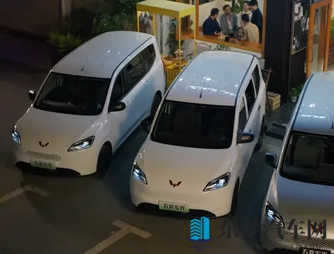 新款五菱宏光家族上市，还能再续“神车”传奇吗？-2