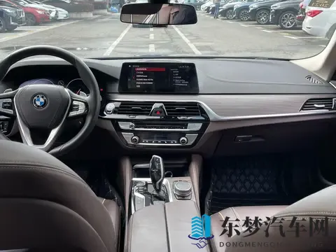 19万多拿下宝马5系,感受行政座驾的豪华与舒适!-1