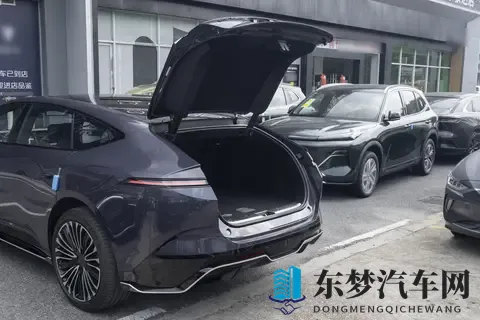 2599万起，标配四激光雷达！阿维塔12四激光版到底强在哪？