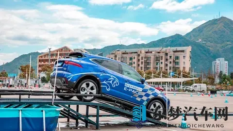 比亚迪明年大招频出，方程豹能打几分？-3