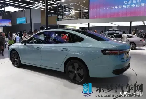 帕萨特起价11万多却突然便宜起来，销量飙升背后的原因是什么？-1