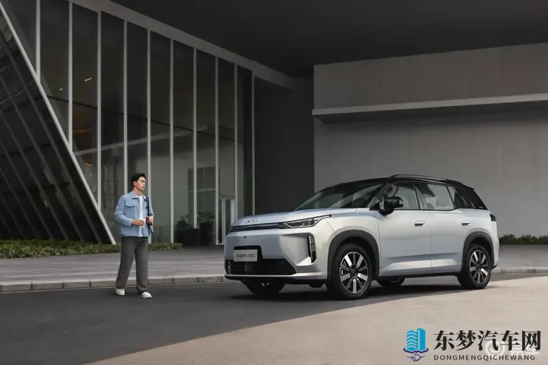 闭眼入的国民SUV?埃安i60上市,1048万起!-1