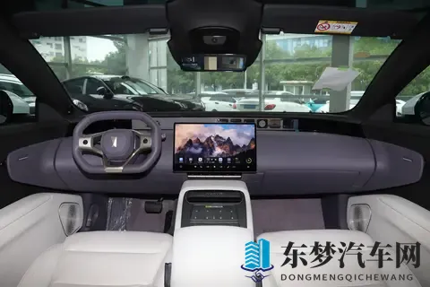 阿维塔12深度试驾：全系激光雷达+音响，是否值得购买？-1