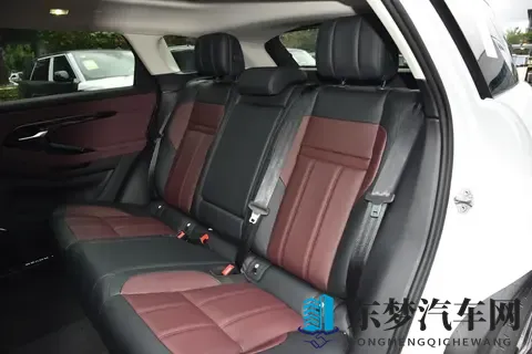 2026 款揽胜极光 L 配置解析：SE 与 HSE 版 46 万差价，值不值得花？-1