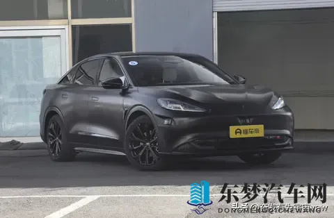 极狐阿尔法S6再出新款，性能版是真的猛-2