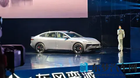 东风奕派eπ007+上市 限时焕新价1399-1499万元-1