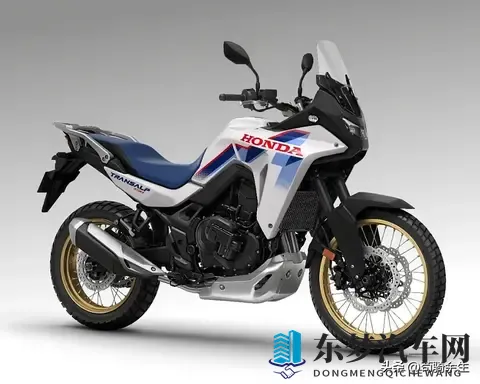 本田2026款携E-Clutch电控离合亮相,CB500四缸版明年入华?-3