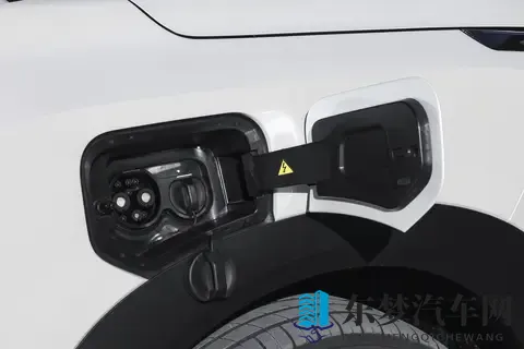 15万以内增程SUV，动力、油耗、舒适都有，关键是越开越省-3