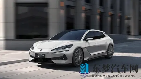 黄色软件3.0.3 3.0.3免费华为版大全：华为汽车软件升级，全新驾驶体验来袭