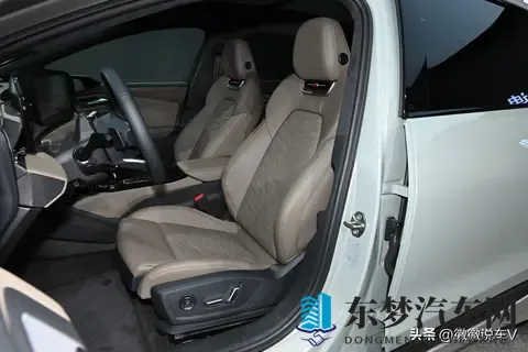 奥迪A6纯电轿车,搭载宁德时代电池,最高时速200公里,两款中网-3