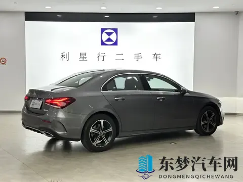 参考标题:22年奔驰A级，2万公里，时尚座驾，省下大几万！-2