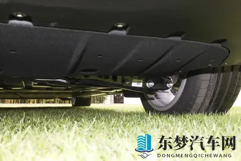 岚图泰山3799万起正式上市 冲击传统豪华SUV市场