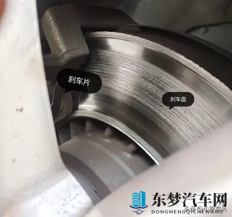 高中足球体育生被室友玩弄j：高中体育生足球室友间误会引风波-2