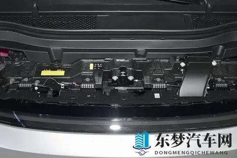 续航1602km 小鹏X9增程版与老款有何不同 各款车型配置思路分析-1
