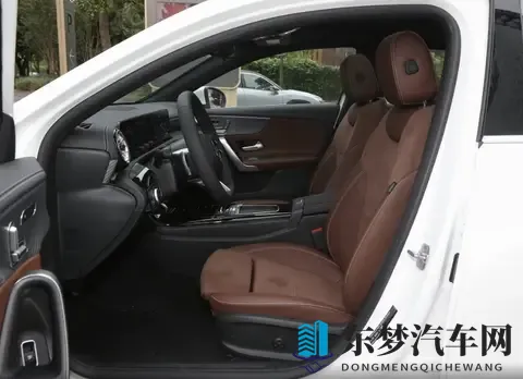 差价244万怎么选？奔驰A180L缺前后雷达，加2万换A200L，163马力-2