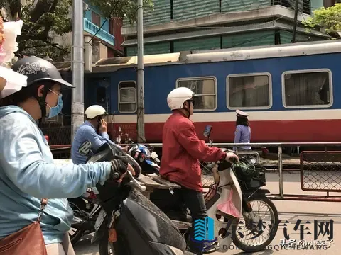 东南亚摩托车之战-3