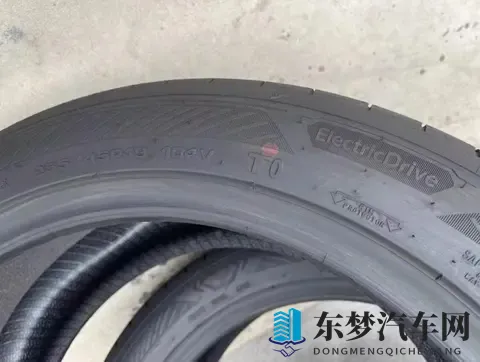 91女优:个性化定制新宠,科技环保车型引关注-2