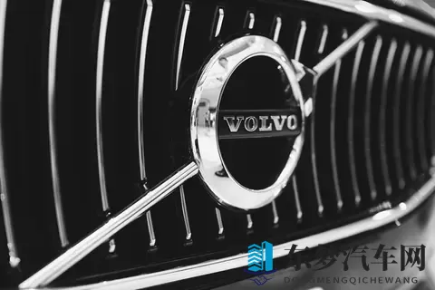 车市寒冬真来了？车主：车价跳水三成，车企却集体喊穷！-1