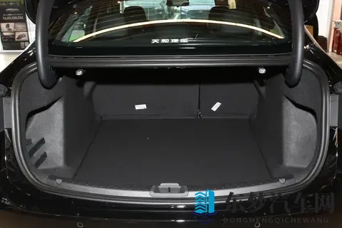 15万级合资B级车优选！2025款蒙迪欧豪华型深度试驾报告-2