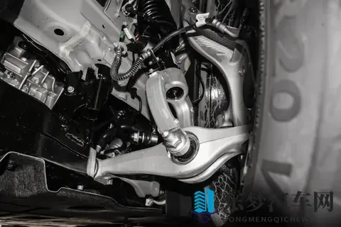 新势力的配置+豪华车的底盘,2025款星纪元ET被严重低估?-1