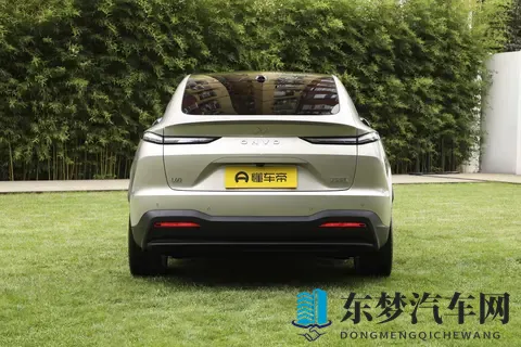 朗大爷还是朗大爷！卖了650万台的朗逸居然还在升级！-1