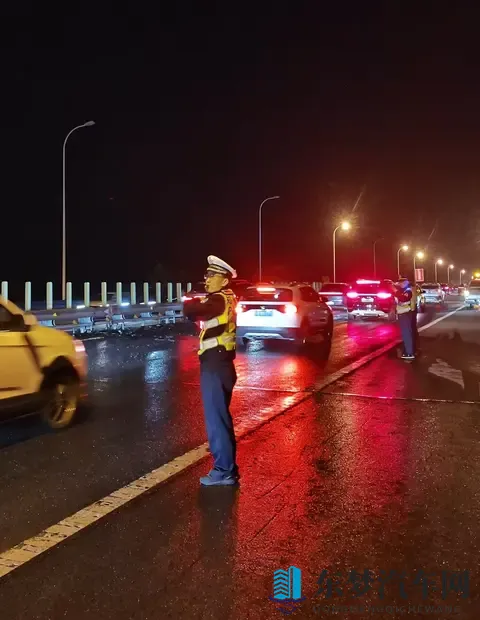 冬季恶劣天气频现 强化认知+全面防备=出行平安-1