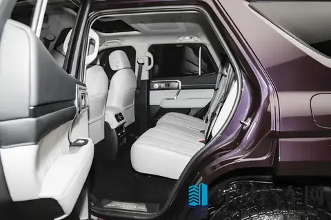 2498万元起，外观时尚硬朗，新款坦克400正式上市！