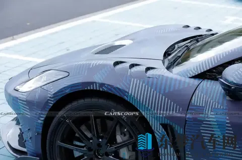 男女啪啪啪软件：男女同车，驾驶乐趣翻倍，安全又浪漫