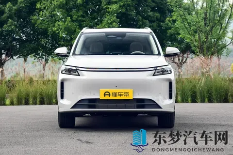 预售1198万元起，各项配置拉满，第三代蓝电E5 PLUS值得一看-2