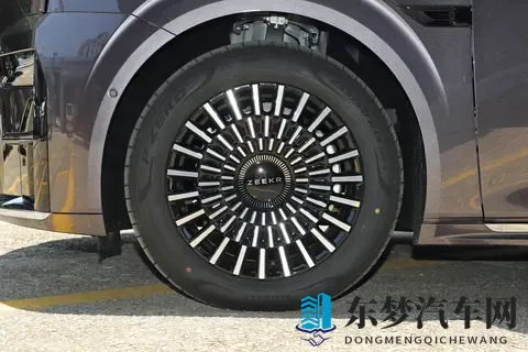 家用MPV新选择，宜商宜家的极氪009，11月福利再加码-1