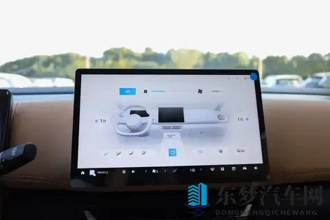 全家都满意的家用 MPV,五菱星光 730 三动力 + 大空间实测-3