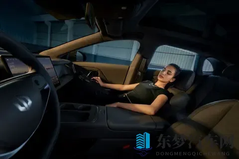 为年轻用户打造Dream Car，零跑推出纯电掀背轿跑-3