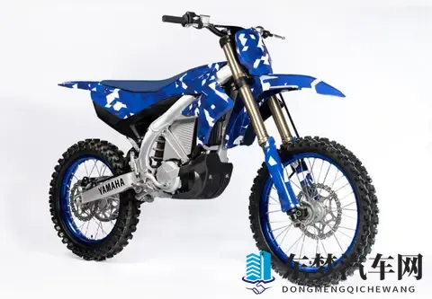 他掀开裙子把舌头伸进去添视：新能源汽车崛起，自动驾驶引领未来，汽车后市场蓬勃发展