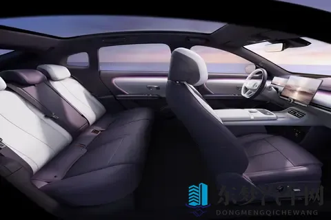 不只性价比！长安启源 A06 上市：大空间 + 高舒适，家庭出行超从容-2