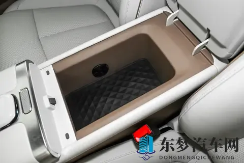 长安启源A06即将上市，把前后排座椅通风、加热、按摩都安排上了-3