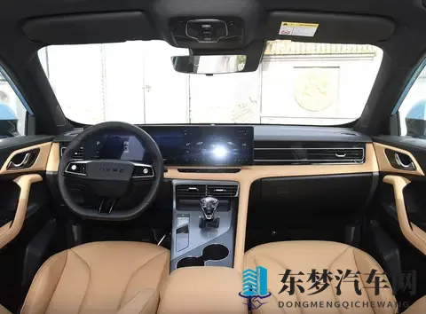 2026款荣威eRX5推出超混行政版，搭载15T插混动力，售1539万-2