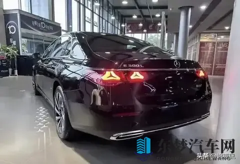 2026款奔驰E级新车型上市！配置不变 价格调整 搭载20T发动机+四驱-2