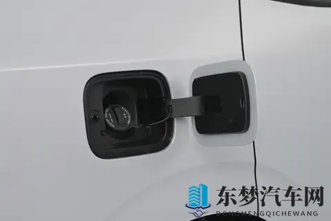 全家都满意的家用 MPV,五菱星光 730 三动力 + 大空间实测-1