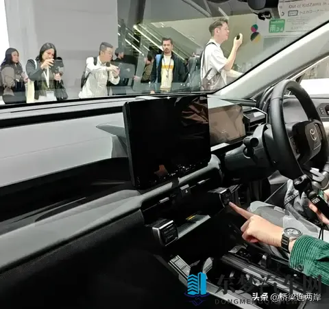 丰田RAV4降价至16万？混动四驱硬刚国产车-3