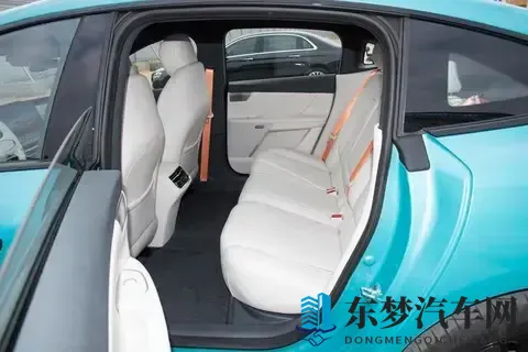 全系激光雷达+8295芯片，试驾奕派eπ007+-1