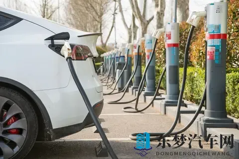 为什么说年底?新能源车迎来销售高峰-3