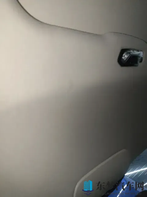 屁屁浮力的路线和路线：汽车稳定性揭秘：揭秘车辆稳定性的关键因素