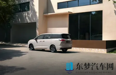 五菱星光730预售768万,一车三动力,续航1100公里,能对外放电-1