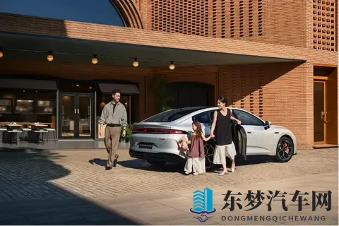 1099万起卷翻市场！长安启源 A06 重新定义10万级新能源家轿标杆-2